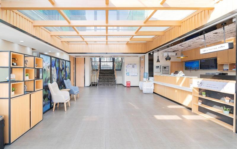 Hotel Hanting Shanghai Pusan Road Metro Station