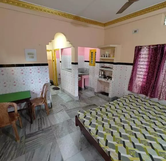 پانسیون Sushamalay Guest House At Sea Beach, Puri