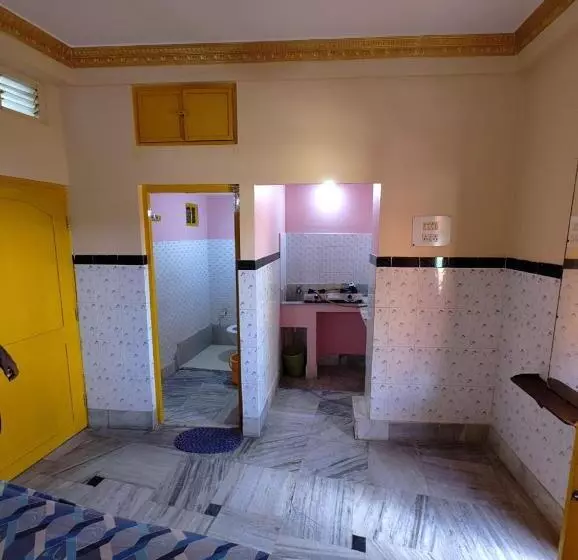 پانسیون Sushamalay Guest House At Sea Beach, Puri