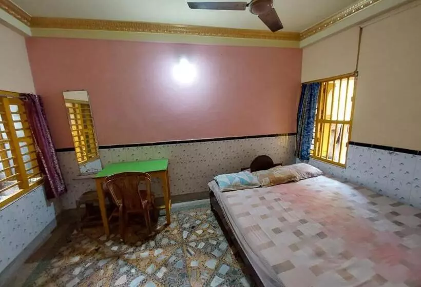 پانسیون Sushamalay Guest House At Sea Beach, Puri