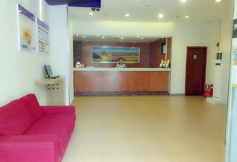 Hotelli 7days Inn Shenzhen Huagqiangbei Yannan Subway Station