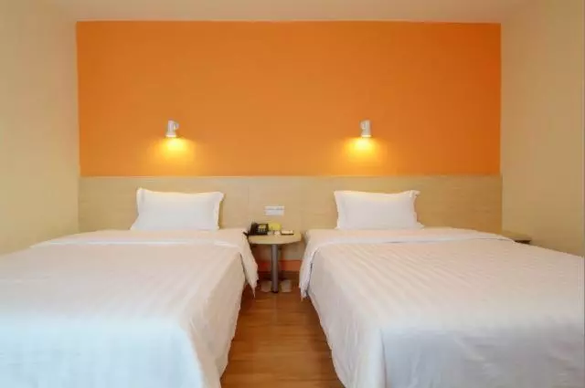 ホテル 7days Inn Shenzhen Huagqiangbei Yannan Subway Station
