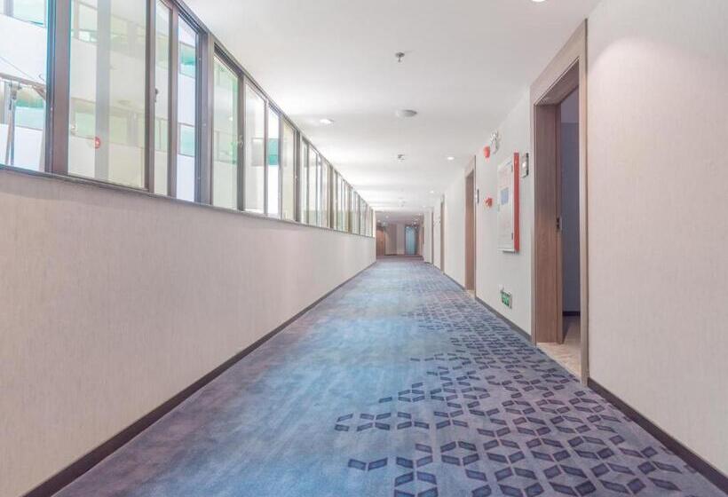 Hotel 7days Premium Zhongshan Tanzhou Town Market Central Branch