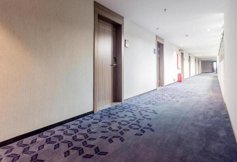 Hotel 7days Premium Zhongshan Tanzhou Town Market Central Branch