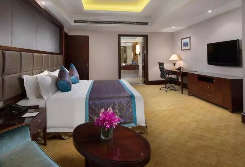 ホテル Crowne Plaza Deqing Moganshan, An Ihg