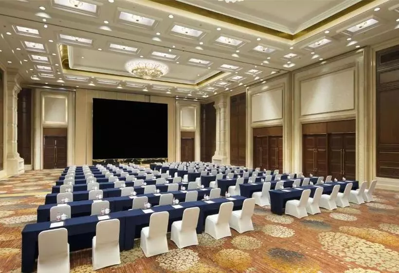 ホテル Crowne Plaza Deqing Moganshan, An Ihg