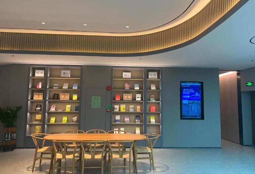 Ji Hotel Shenzhen Convention Center