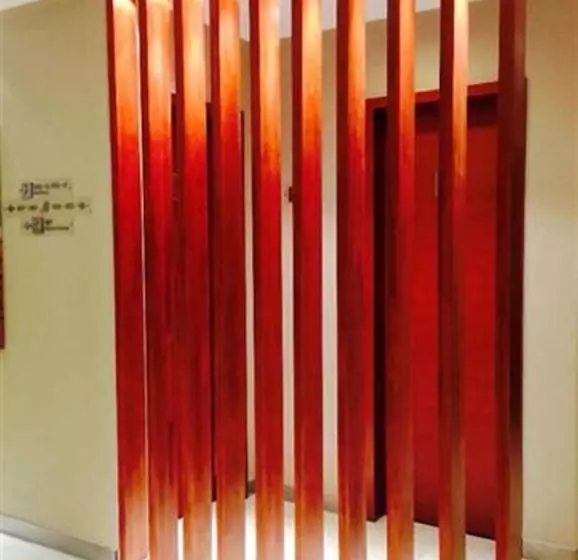Hotelli Jinjiang Inn Select Chengdu Shuangliu International Airport