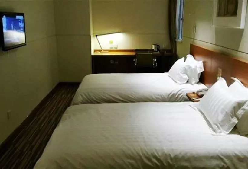 Hotelli Jinjiang Inn Select Chengdu Shuangliu International Airport