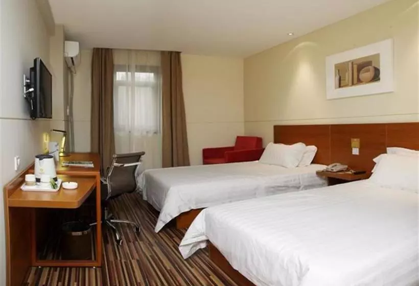 Hotelli Jinjiang Inn Select Chengdu Shuangliu International Airport
