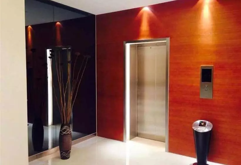 Hotelli Jinjiang Inn Select Chengdu Shuangliu International Airport
