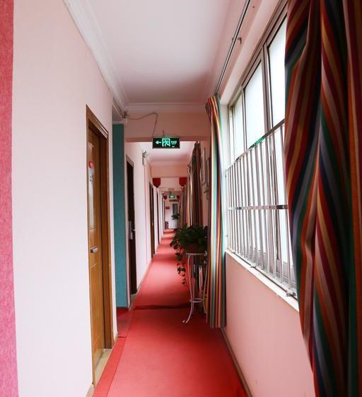 فندق Kunming Lang Mei Youth