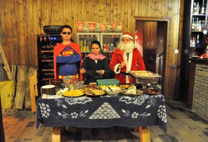 هتل Yangshuo Mountain Nest Boutique