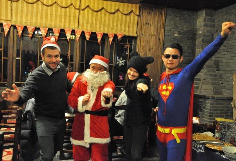 هتل Yangshuo Mountain Nest Boutique