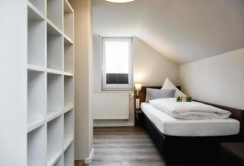 Konsumhotel Am Park   Nebenhaus Vom Konsum Berghotel Oberhof