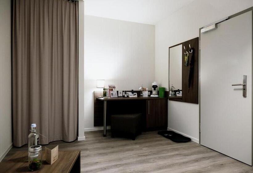 Konsumhotel Am Park   Nebenhaus Vom Konsum Berghotel Oberhof