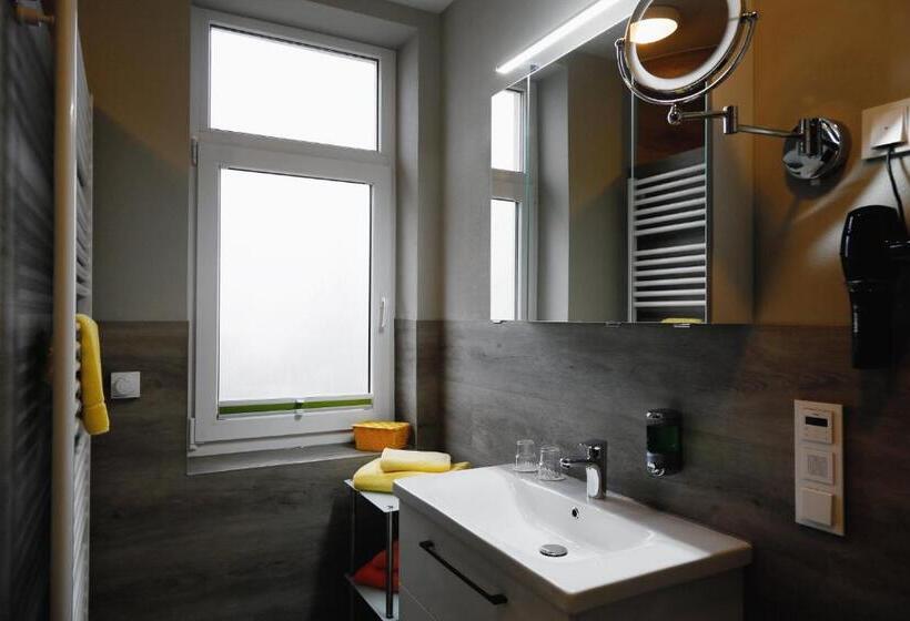 Konsumhotel Am Park   Nebenhaus Vom Konsum Berghotel Oberhof