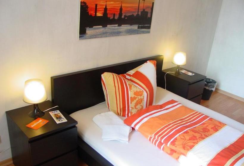 My Gayhostel - Gay Men Only