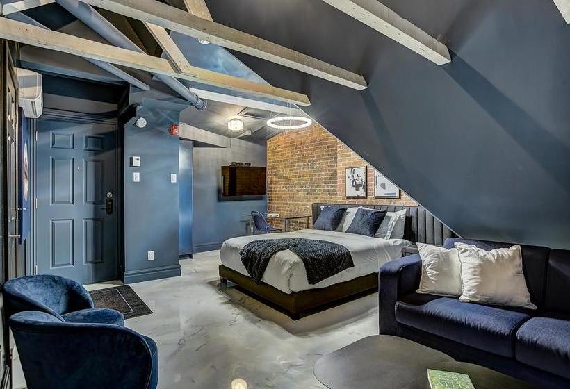 فندق Penfield Suites