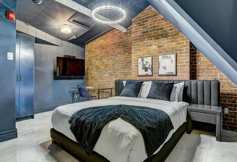 فندق Penfield Suites