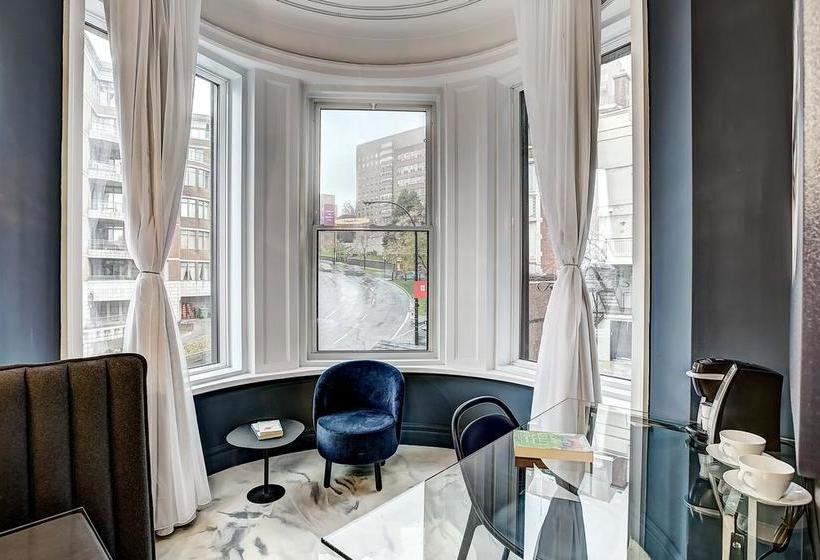 فندق Penfield Suites