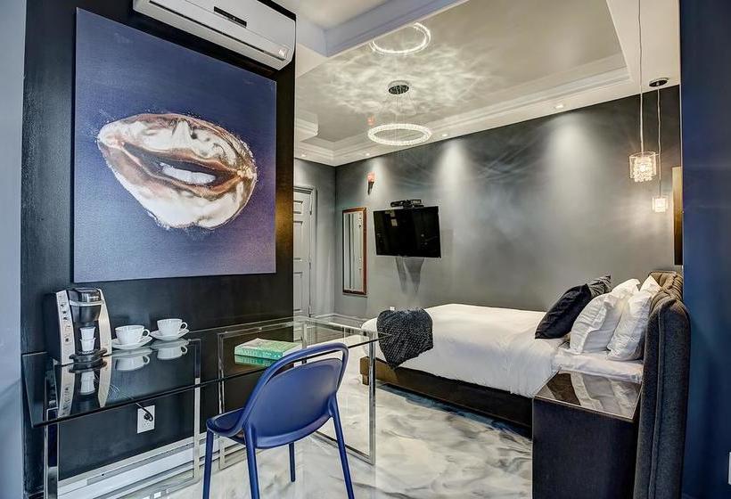 فندق Penfield Suites