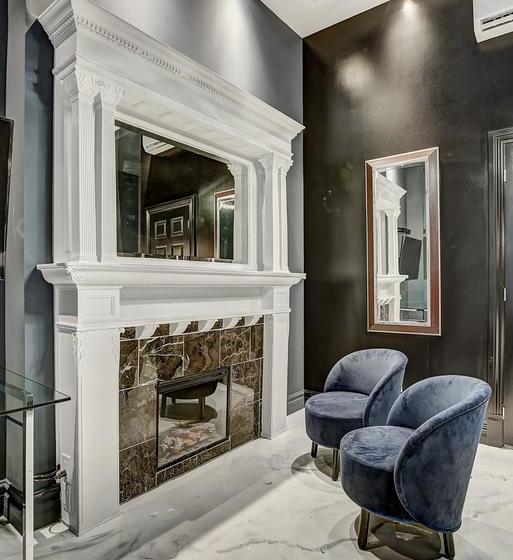 فندق Penfield Suites