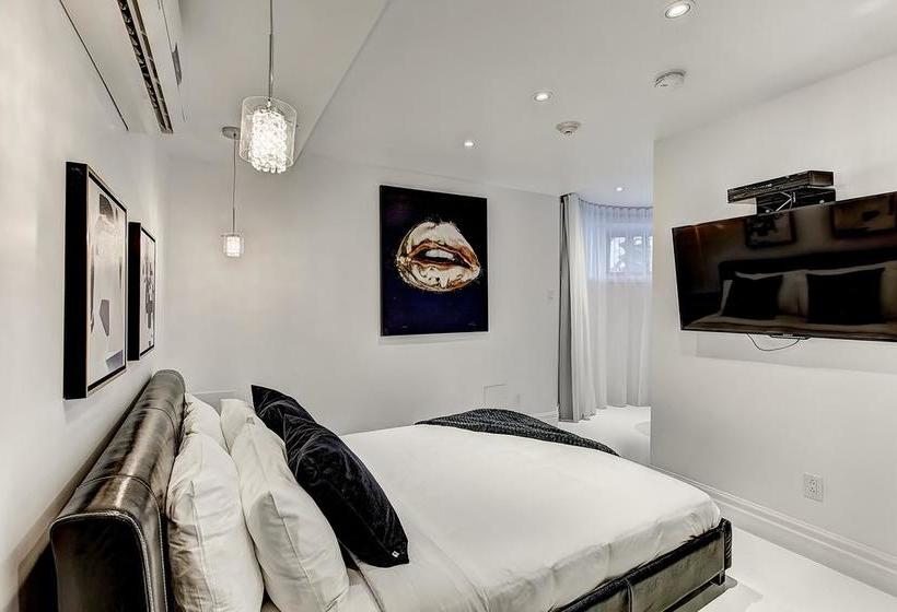 فندق Penfield Suites