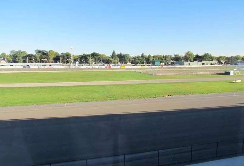 ホテル At Batavia Downs