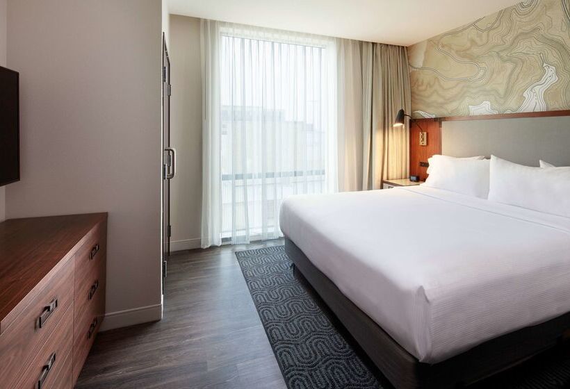 Отель Embassy Suites By Hilton Amarillo Downtown