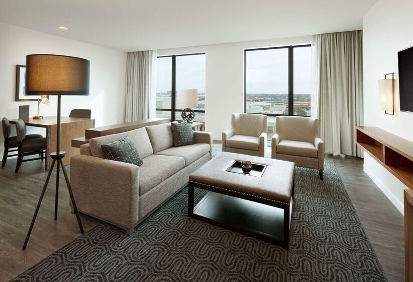 Отель Embassy Suites By Hilton Amarillo Downtown