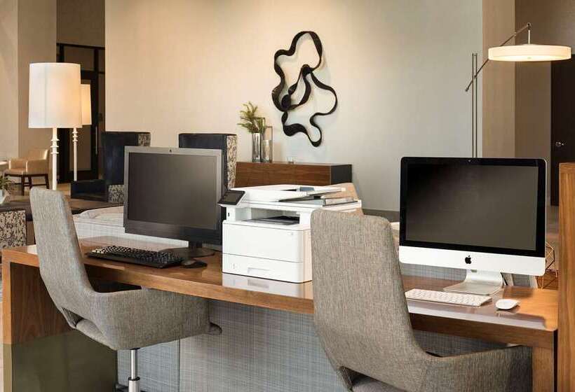 Отель Embassy Suites By Hilton Amarillo Downtown