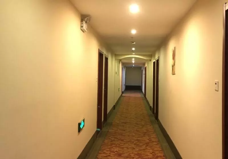 Hotelli Greentree Inn Jiangsu Changzhou South Changwu Road West Jingde Road Qianhuang Express