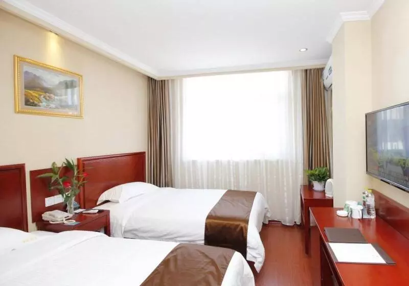 Hotelli Greentree Inn Shandong Rizhao Bus Station Fuhai Road Express