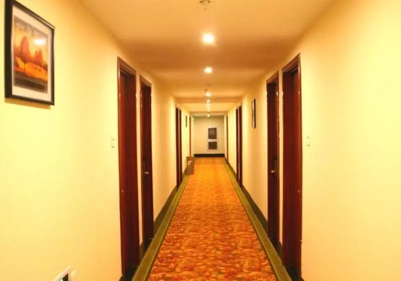 Hotelli Greentree Inn Tianjin Jinnan Shuanglin Metro Station Express
