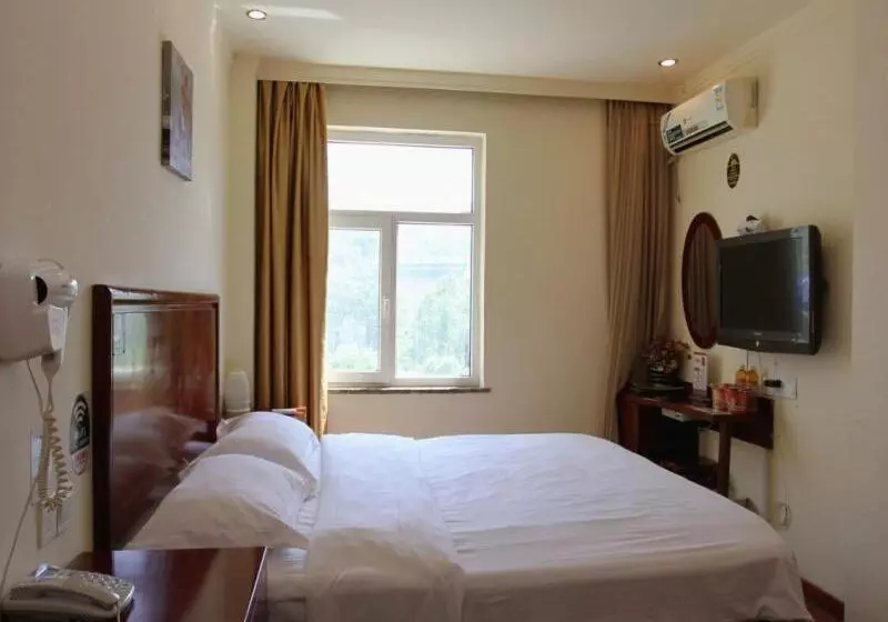 Hotelli Greentree Inn Hebei Zhangjiakou Bus Station Express
