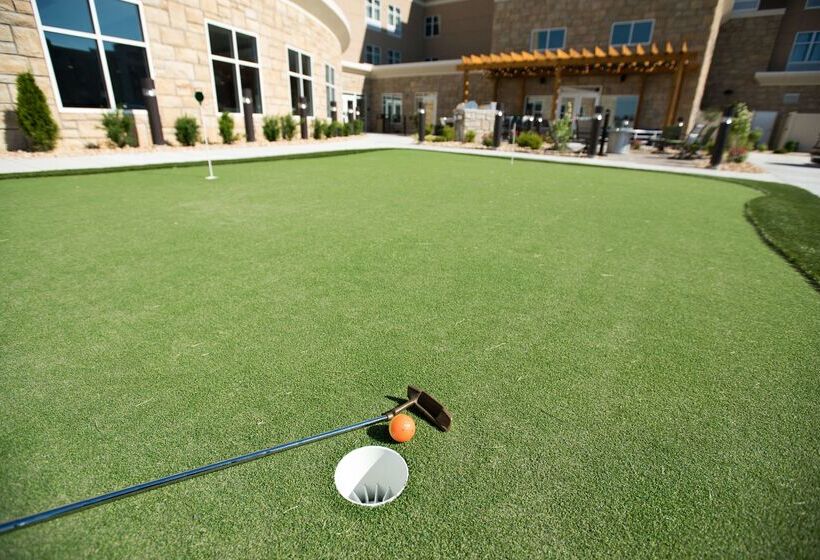 فندق Homewood Suites By Hilton Paducah