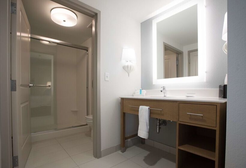 فندق Homewood Suites By Hilton Paducah