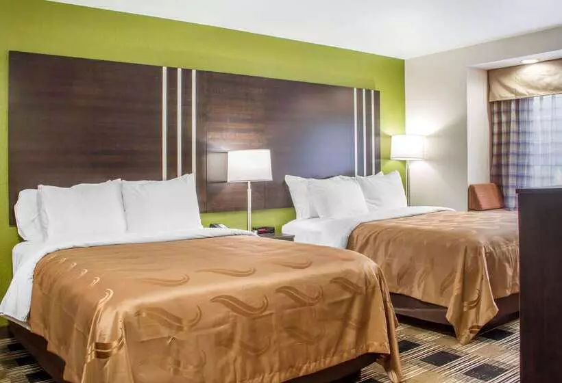 ホテル Quality Inn & Suites Maggie Valley   Cherokee Area