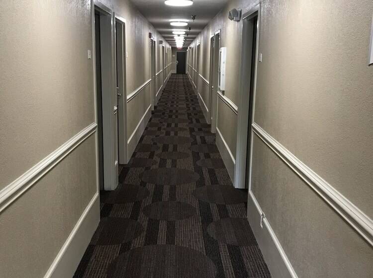 فندق Quality Inn & Suites Maggie Valley   Cherokee Area