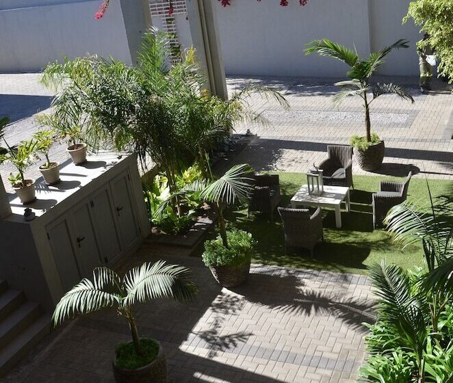 Be Still Accommodation