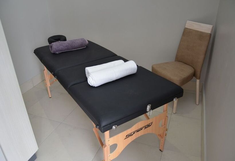 Be Still Accommodation