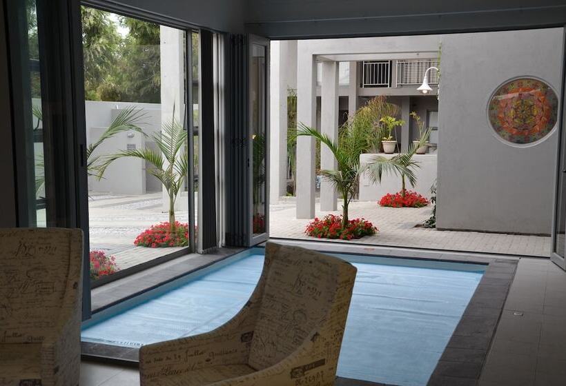 Be Still Accommodation