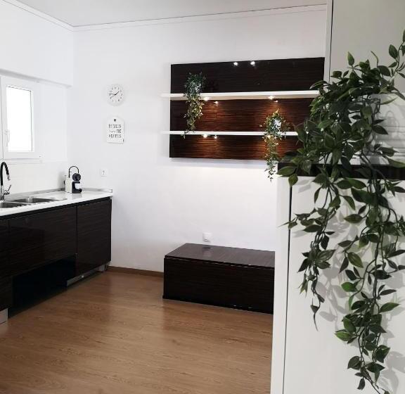 Harmony Elegant Central Apartment