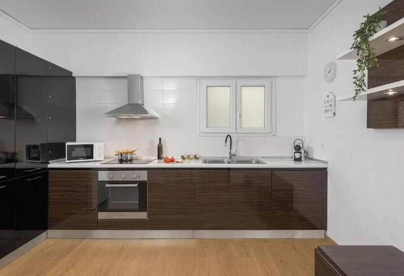 Harmony Elegant Central Apartment