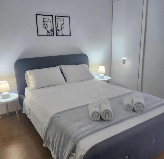 Harmony Elegant Central Apartment