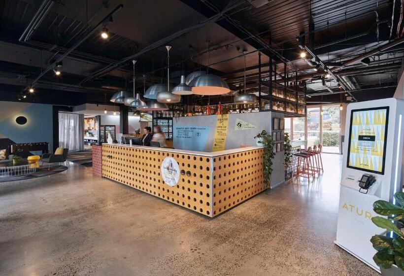 فندق Atura Dandenong