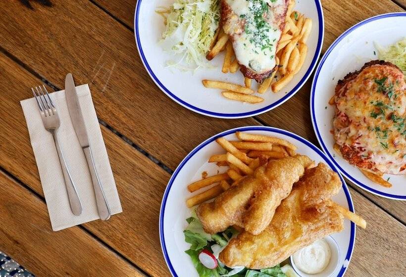 Отель Bermagui Beach