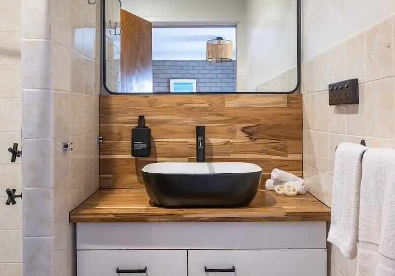 Отель Bermagui Beach