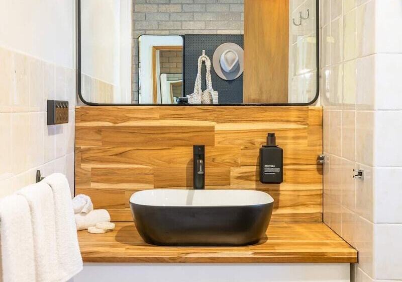 Отель Bermagui Beach